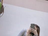 28歲氣質豐腴女 羅娜 165.48.E.28歲 趴著 後入 都是強項技巧 ...