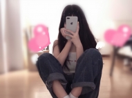 152cm 小支馬  水仙 小C杯 有腰身  特別卡哇伊