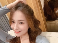 小樱是一位擁有氣質溫柔、粉色風格的迷人魅力。