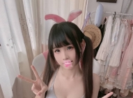粉嫩米妮157/44/E/20 S型的身材  皮膚白  很會叫  特別有女友f...
