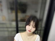 小愛159cm，F罩杯，22歲  微肉感的身體讓她顯得格外可愛 肌...