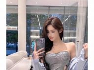 雨柔  23y 165cm  C奶  47kg 高顔值妹妹皮膚白皙大長腿 誘人肉...