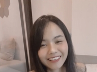 苗苗 19歲清純妹子 身材 160/45/B+/19歲 平胸妹妹 很好摸 調皮...