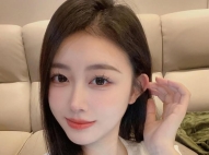 詩詩 162.45.C.27歲 氣質女友fu  無套BJ  戴套做愛 性愛姿勢都...