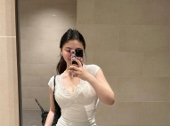 可妮30歲，168cm，50kg，D杯。健身少婦，擁有健美凹凸有致...